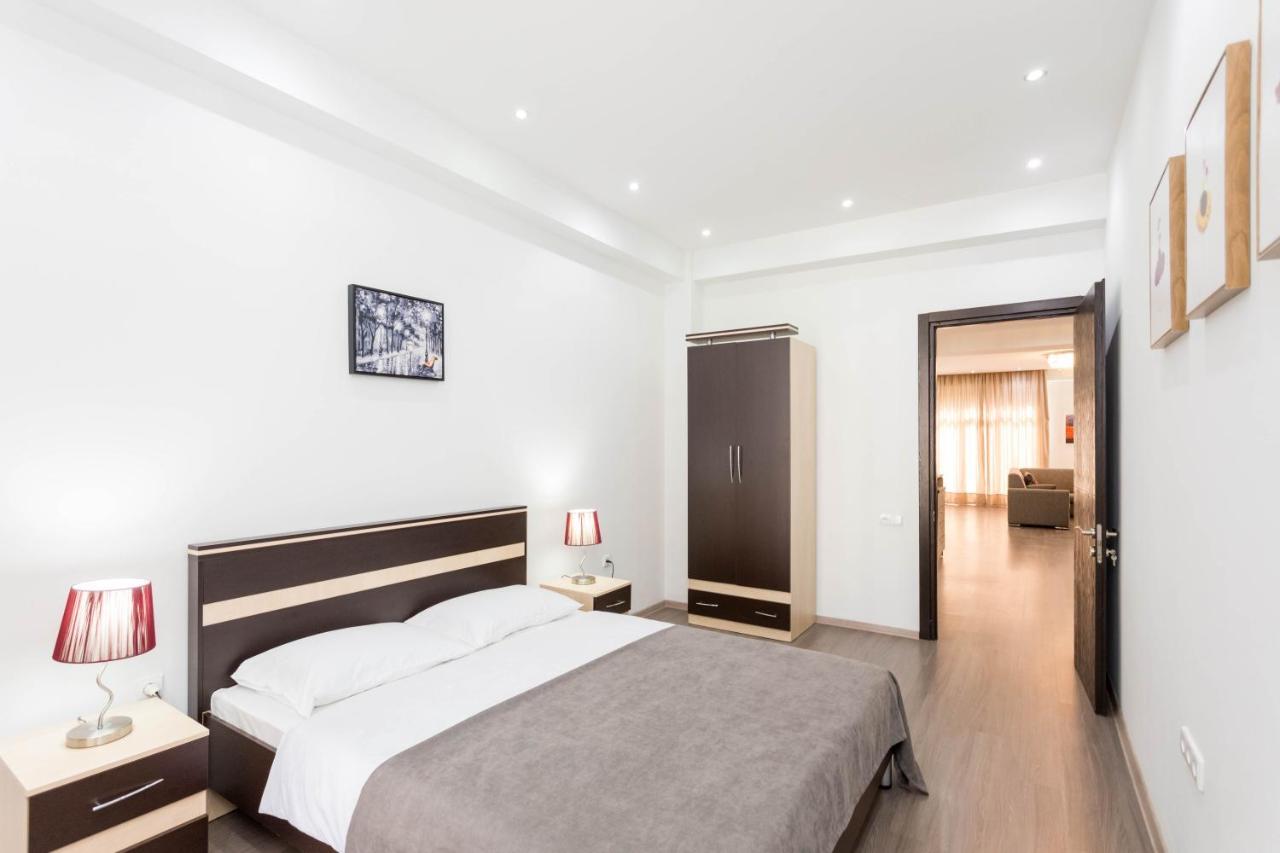 טביליסי Apartment In The City Center Lll מראה חיצוני תמונה