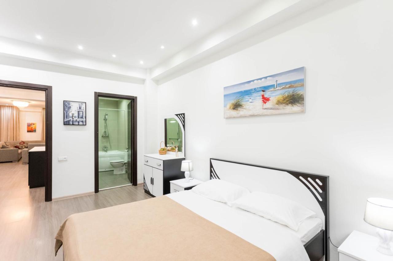 טביליסי Apartment In The City Center Lll מראה חיצוני תמונה
