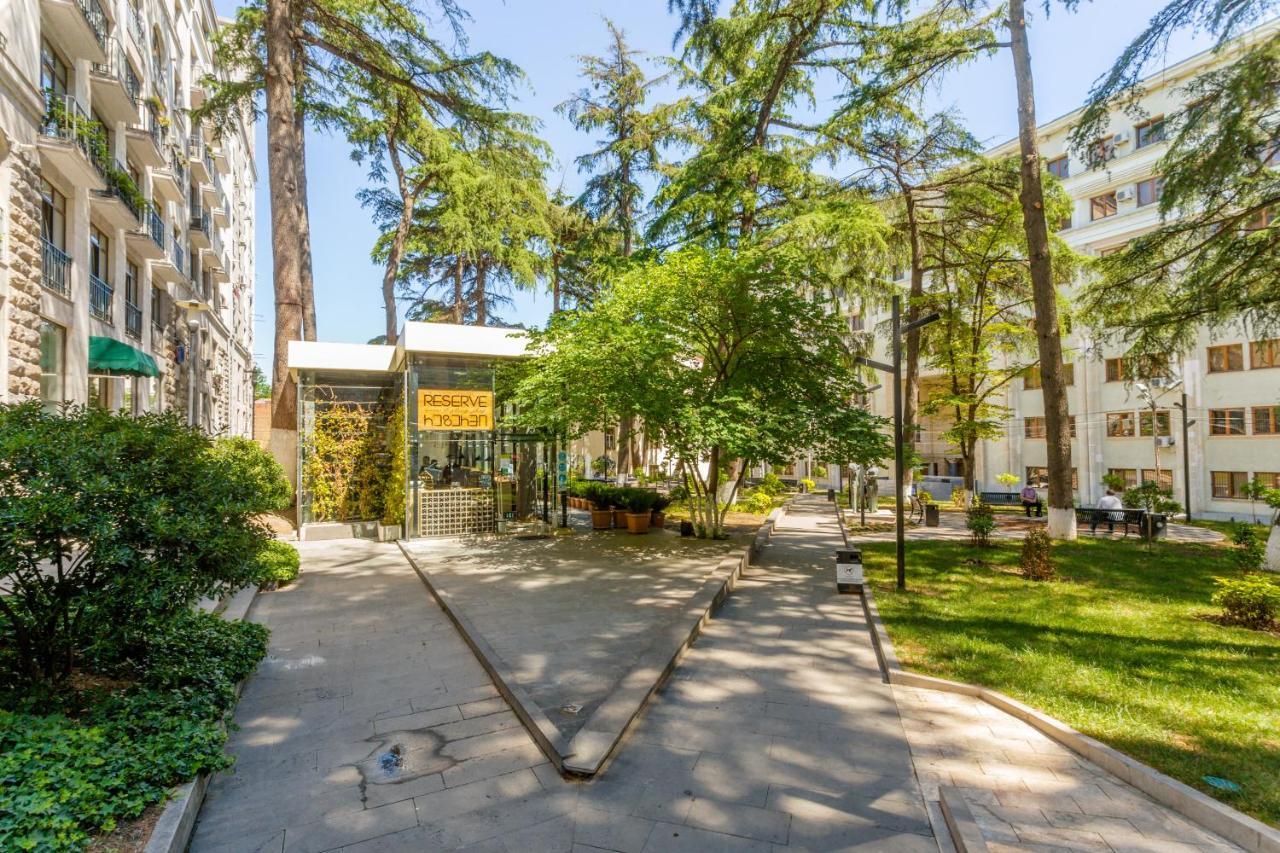טביליסי Apartment In The City Center Lll מראה חיצוני תמונה